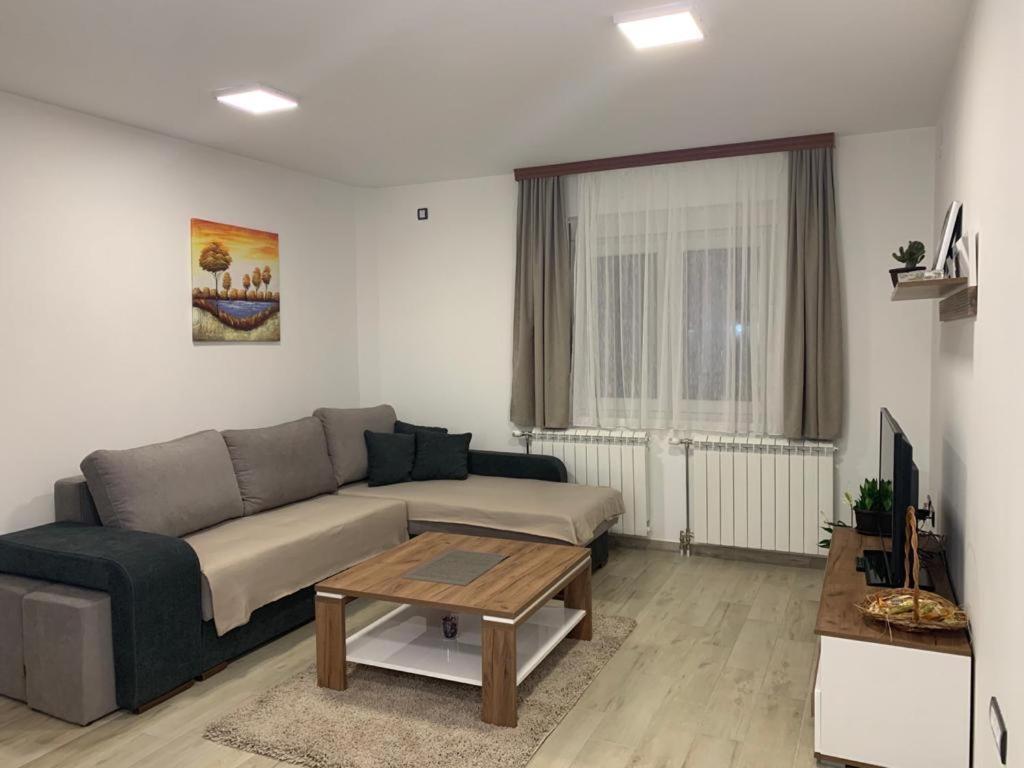 Mm Apartmani Белград Екстер'єр фото